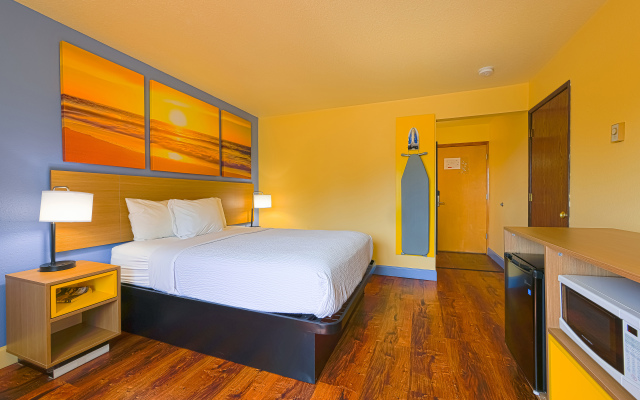 Coastal Inn by OYO Lincoln City - Oregon Coast Hwy