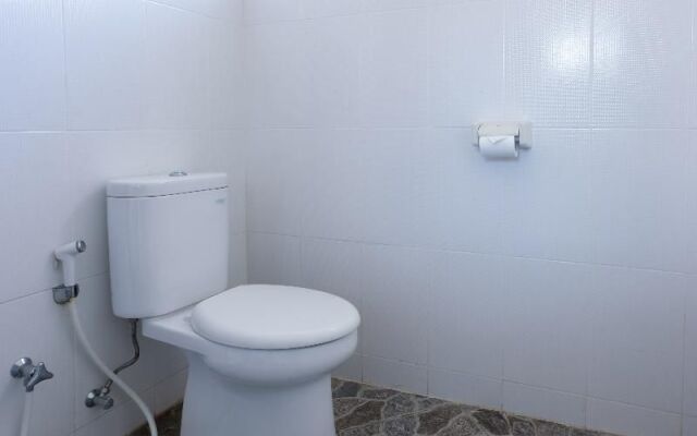 OYO 953 Family Beach Hotel