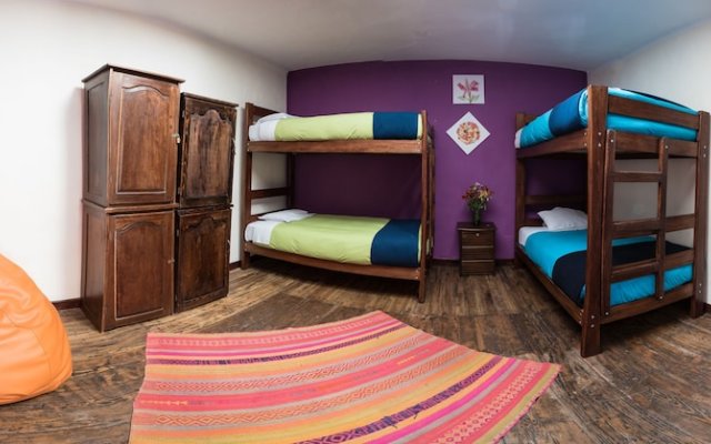 Gaia House Hostel - Adults Only