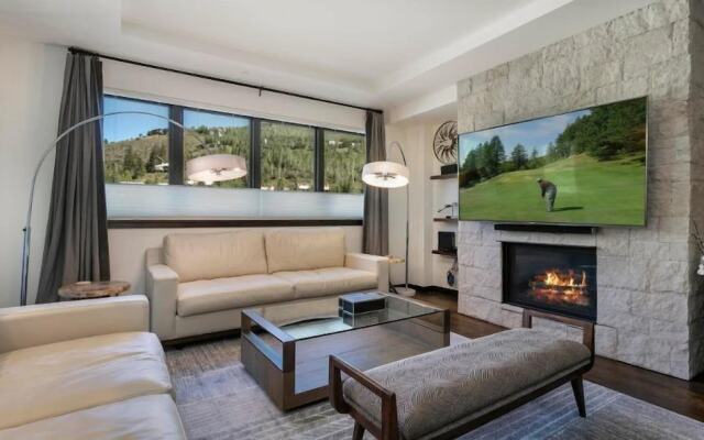 Vail Lion 2 Bedroom Mountain Vacation Rental Just Steps From the Eagle Bahn Gondola