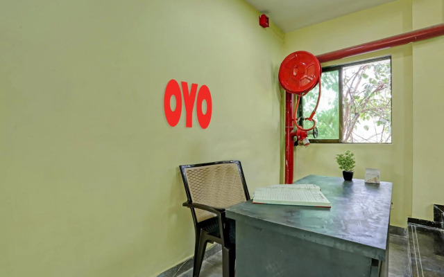OYO 70016 Om Sai Ram Residency