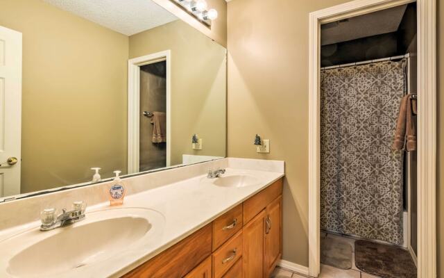 Charming Craftsman Home in Downtown Bartlesville!