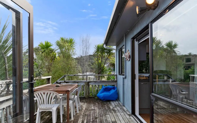 Riverview Retreat - Cooks Beach Holiday Home
