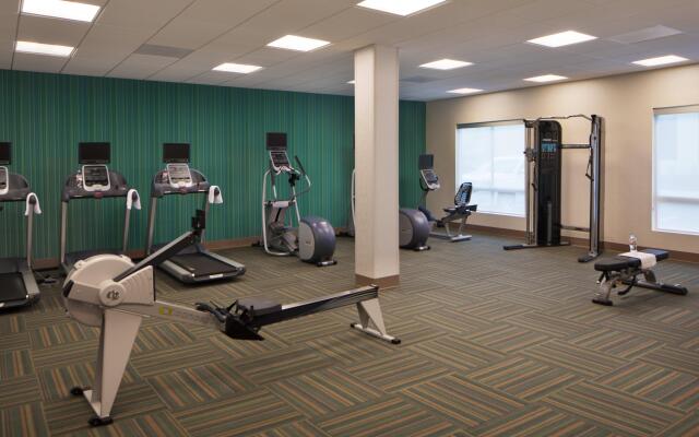 Holiday Inn Express & Suites Portland Airport - Cascade Stn, an IHG Hotel