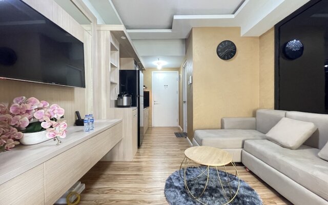 Luxury And Spacious 1Br Apartment At Parahyangan Residence Bandung