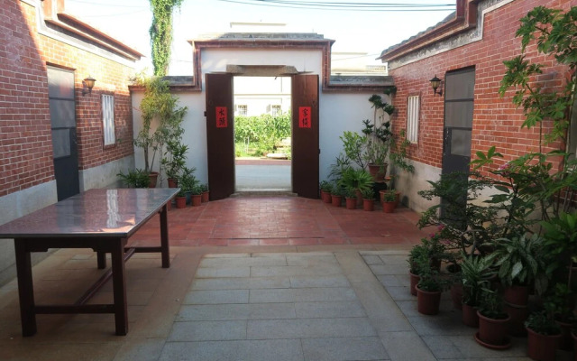 Shuitou Inn III