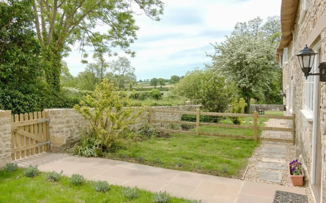 The Farmhouse At Higher Westwater