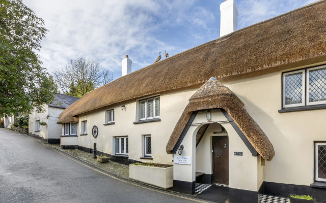 Woodford Bridge Country Club