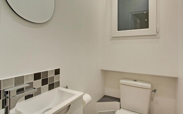 Pick A Flat's in Champs Elysees - rue Percier