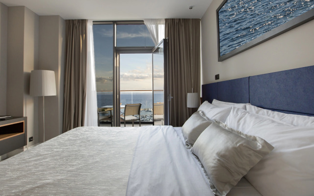 Marvie Hotel & Health