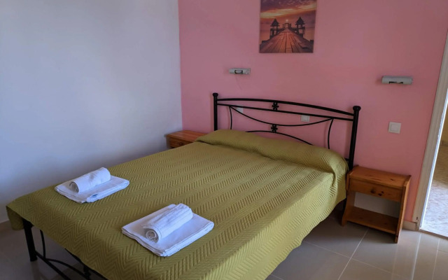 Elena Pool Apartments