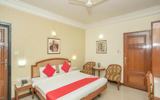 OYO 579 Hotel AAB