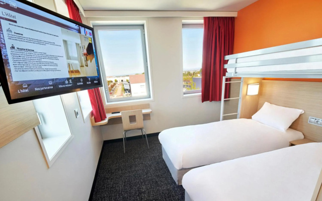 Kyriad ECO - Clermont Ferrand Estaing