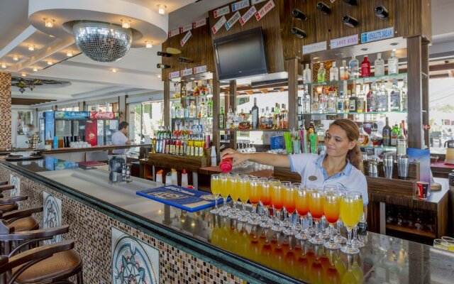 Club Dem Spa & Resort Hotel