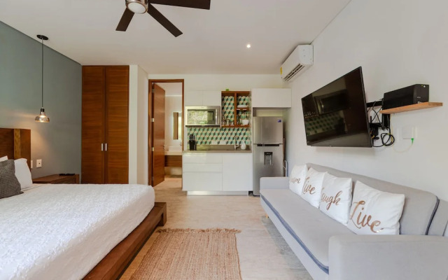 Room fully equipped Spa and gym free