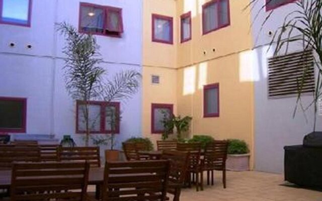 Plum Carlton Serviced Apartments