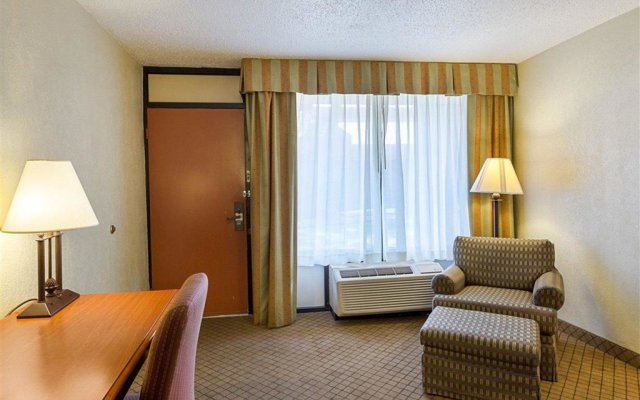 GreenTree Hotel & Extended Stay I-10 FWY Houston, Channelview, Baytown