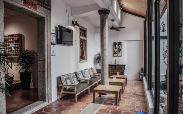 Meiyu Shiguang Hostel