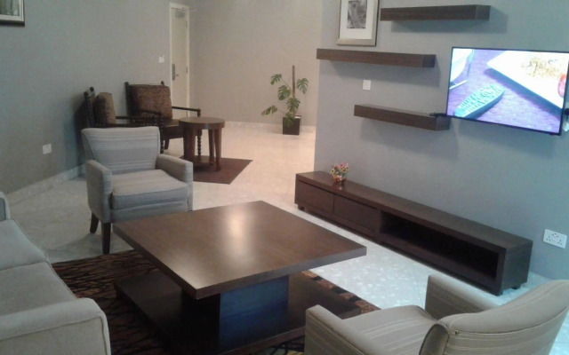 Lakewood Luxury Apartment