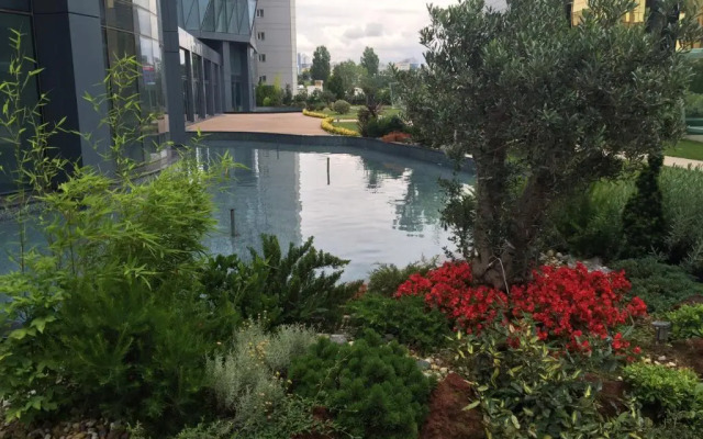 Tango Arjaan by Rotana Hotel