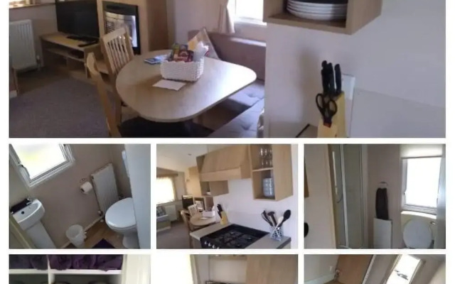 2 Bedroom 6 Berth Caravan With Decking