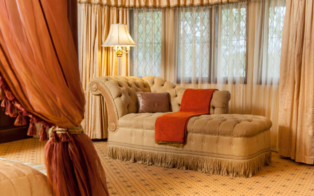 Anantara Stanley & Livingstone Victoria Falls Hotel