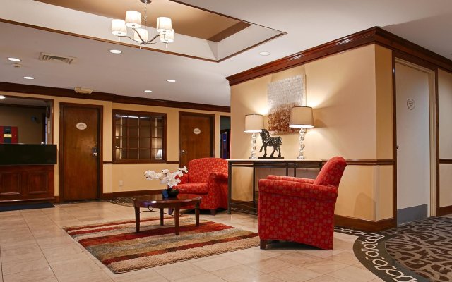 Best Western Louisville East Inn & Suites