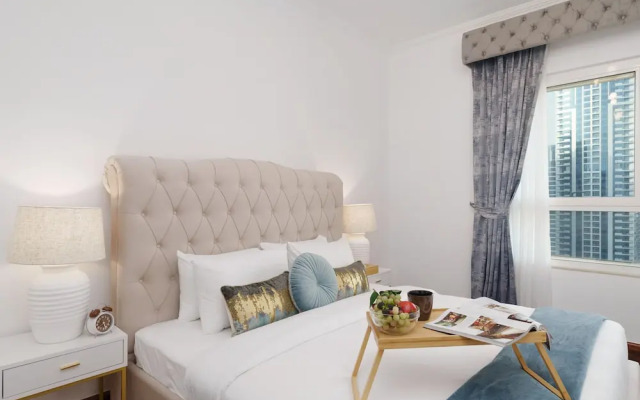 Maison Privee - Dreamy Apt with Jaw-Dropping Marina Views