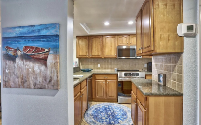 Land's End 3-403 Bay Front - Premier