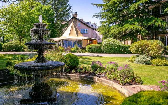 Cedar Court Harrogate