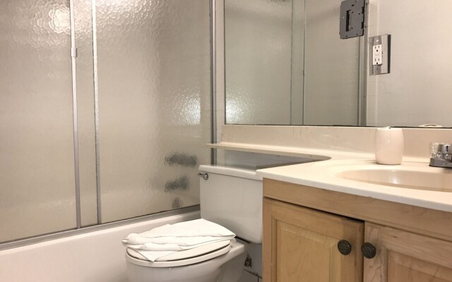 Apartments by Design Suites Hollywood