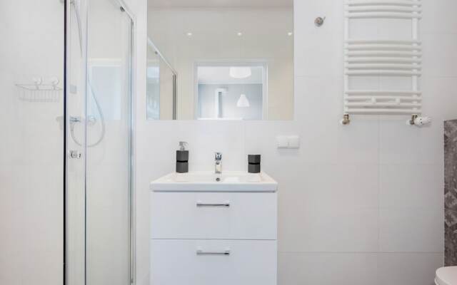 Apartments Poznan MTP by Renters