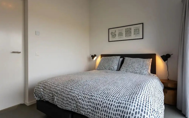 Modern Eco Home Near Beach