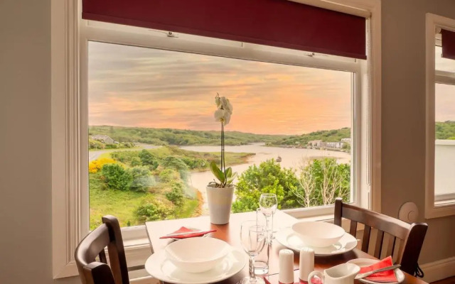 Atlantic Coast Hotel