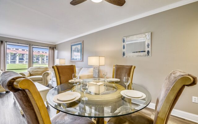 Edgewater by Book That Condo