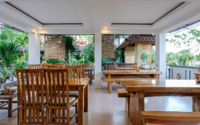 OYO 953 Family Beach Hotel