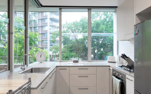 Brand New 2 Bedroom Bondi Apartment