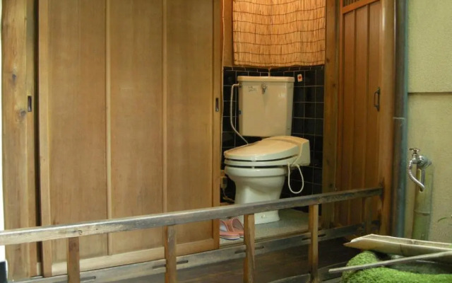 Itoya Stand Guesthouse
