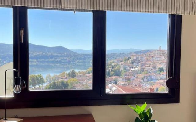 Magnificent view apartment with private garden