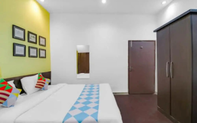 Goroomgo Royal Stay Gadiyahat Kolkata