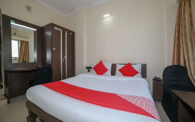 OYO 46286 Hotel Royal Regency