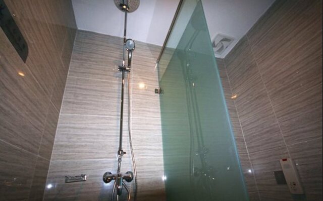 Lavande Hotel Tianjin South Weijin Road Nankai University