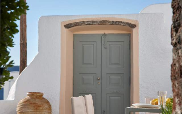 Nautilus Residence 3 bedroom villa at Firostefani
