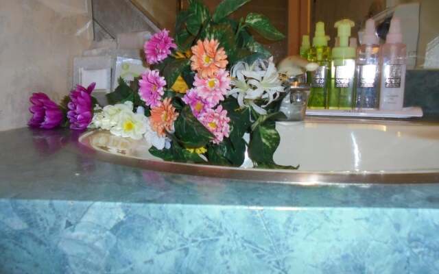 HOTEL MOULIN ROUGE - Adults Only