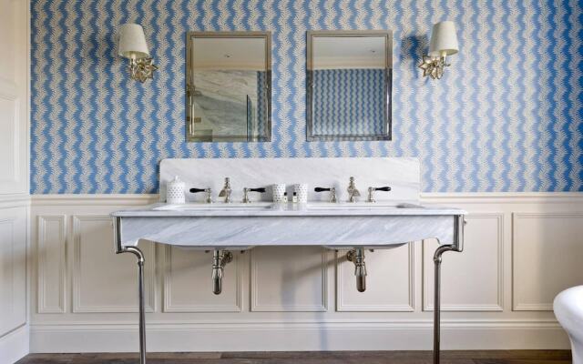 Elegant 5-bed House Chelsea
