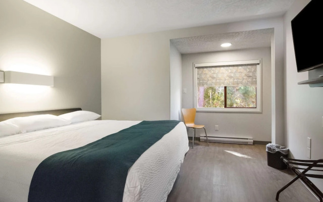 Motel 6 Saanichton, BC - Victoria Airport