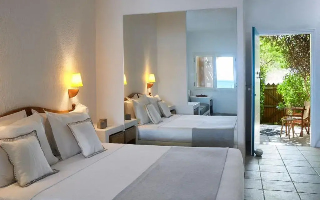 Plaka Sea Front Residence