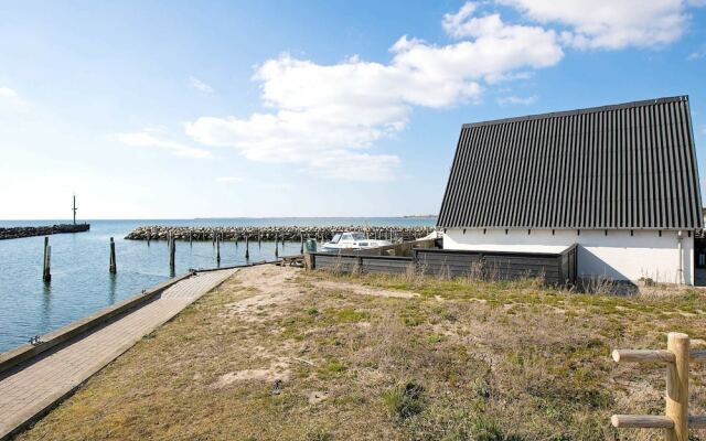Gorgeous Holiday Home in Zealand on Beach
