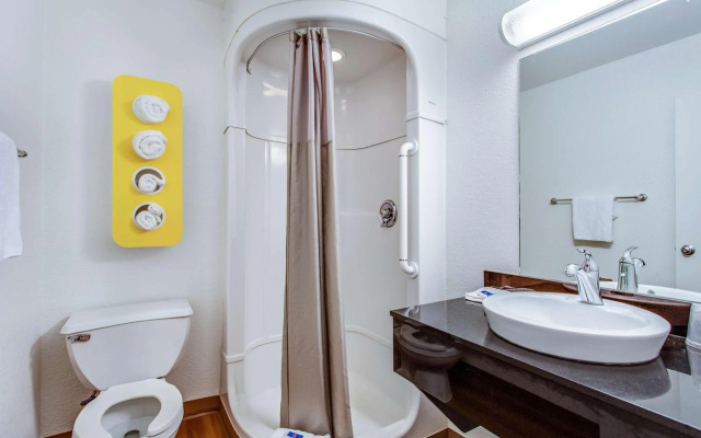 Motel 6 Vacaville, CA