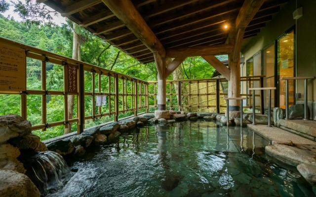 Yamanaka Spa Hanatsubaki
